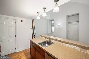 1 Academy Cir, Philadelphia, PA 19146 - Photo 9
