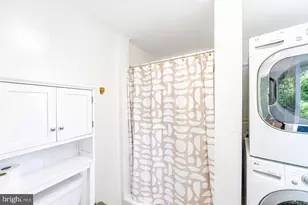 566 Martin St, Philadelphia, PA 19128 - Photo 13