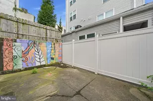 625 Catharine St, Philadelphia, PA 19147 - Photo 13