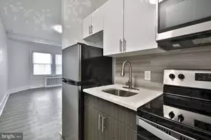 4247 Locust St, Philadelphia, PA 19104 - Photo 9
