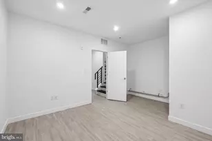 1945 N 7th St, Philadelphia, PA 19122 - Photo 21