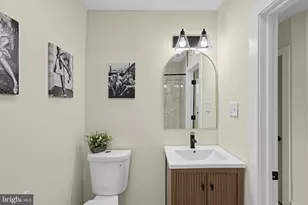8415 Cedarbrook Ave, Philadelphia, PA 19150 - Photo 25
