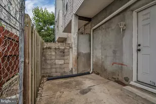 1328 S Mole St, Philadelphia, PA 19146 - Photo 21