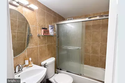 2101 Chestnut Street #605, Philadelphia, PA 19103 - Photo 9