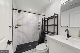 2061 McClellan St, Philadelphia, PA 19145 - Photo 21