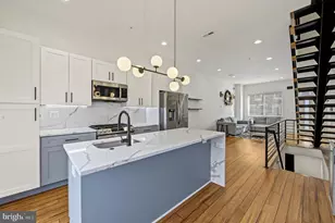 2061 McClellan St, Philadelphia, PA 19145 - Photo 15