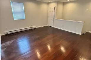 2554 S Alder St, Philadelphia, PA 19148 - Photo 3