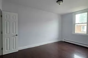 5257 Howland St, Philadelphia, PA 19124 - Photo 9
