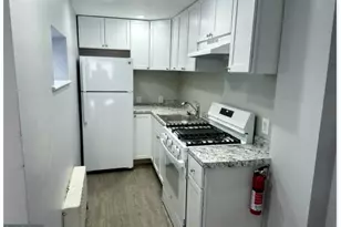 2333 S Bonsall St, Philadelphia, PA 19145 - Photo 3