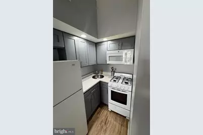 1501 W Girard Avenue, Philadelphia, PA 19130 - Photo 13