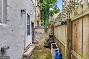 909 S Sheridan Street S, Philadelphia, PA 19147 - Photo 19