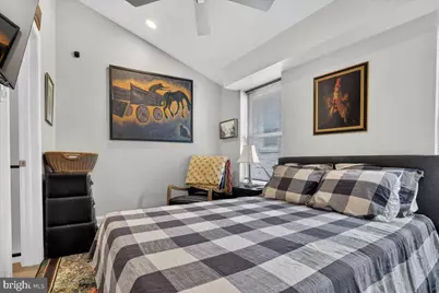909 S Sheridan Street S, Philadelphia, PA 19147 - Photo 11