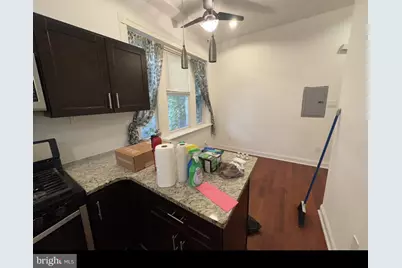1633 W Girard Avenue #2R, Philadelphia, PA 19130 - Photo 3