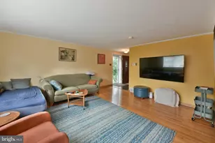 2628 Maxwell St, Philadelphia, PA 19152 - Photo 7
