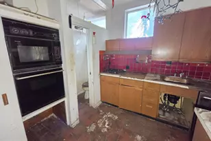 2021 Lombard St, Philadelphia, PA 19146 - Photo 13