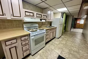8927 Revere St, Philadelphia, PA 19152 - Photo 37