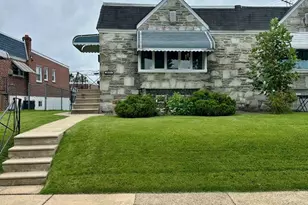 8927 Revere St, Philadelphia, PA 19152 - Photo 3