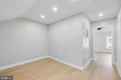 617 8th Street S #3, Philadelphia, PA 19147 - Photo 11