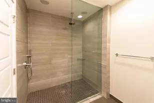 820 N 3rd St, Philadelphia, PA 19123 - Photo 11