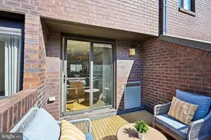 100 N 22nd St, Philadelphia, PA 19103 - Photo 31