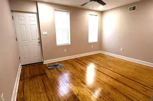 404 Watkins St, Philadelphia, PA 19148 - Photo 5