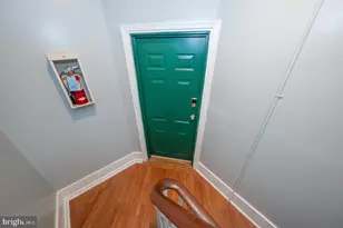 1523 Christian St, Philadelphia, PA 19146 - Photo 17