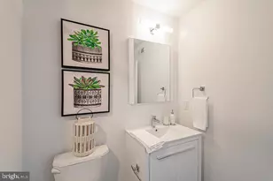 1524 South St, Philadelphia, PA 19146 - Photo 9