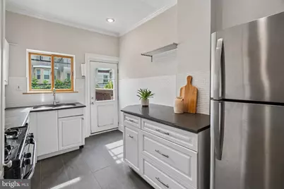 2810 Cambridge Street, Philadelphia, PA 19130 - Photo 7