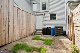 2553 Collins St, Philadelphia, PA 19125 - Photo 11