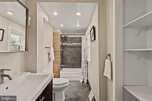 440 N 38th St, Philadelphia, PA 19104 - Photo 31