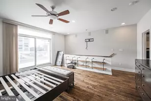 919 N Front St, Philadelphia, PA 19123 - Photo 31