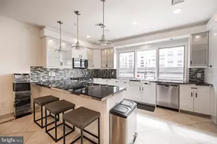 919 N Front St, Philadelphia, PA 19123 - Photo 3