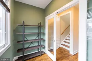 919 N Front St, Philadelphia, PA 19123 - Photo 29
