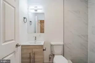 405 S 42nd St, Philadelphia, PA 19104 - Photo 15