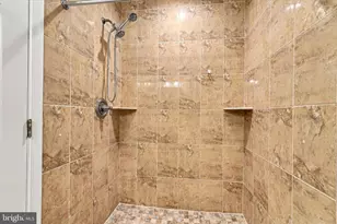 2009 W Oxford St, Philadelphia, PA 19121 - Photo 39