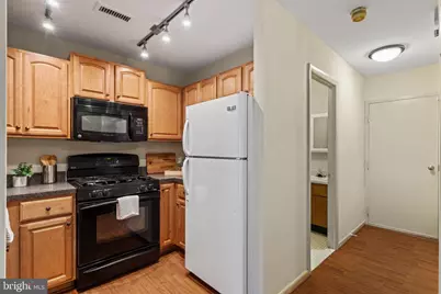 878 N Pennock Street #A, Philadelphia, PA 19130 - Photo 9