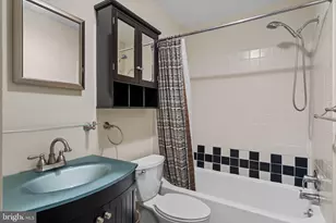 878 N Pennock St, Philadelphia, PA 19130 - Photo 15