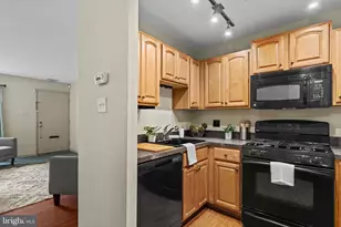 878 N Pennock St, Philadelphia, PA 19130 - Photo 7