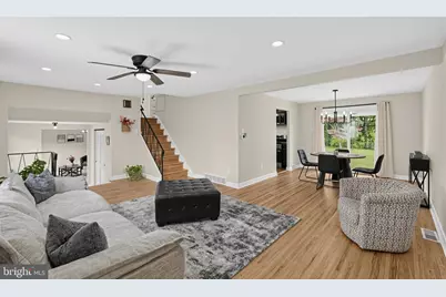817 Rennard Circle, Philadelphia, PA 19116 - Photo 5