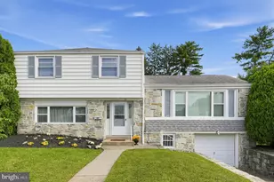 817 Rennard Cir, Philadelphia, PA 19116 - Photo 3