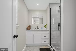 817 Rennard Cir, Philadelphia, PA 19116 - Photo 23