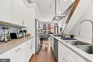 624 Pierce St, Philadelphia, PA 19148 - Photo 9