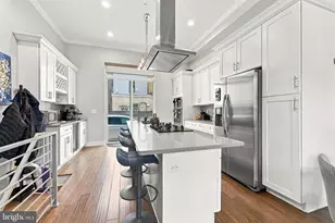 624 Pierce St, Philadelphia, PA 19148 - Photo 5