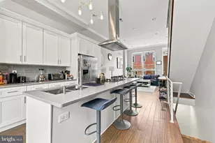 624 Pierce St, Philadelphia, PA 19148 - Photo 7
