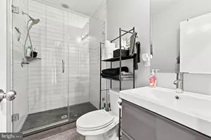 624 Pierce St, Philadelphia, PA 19148 - Photo 11