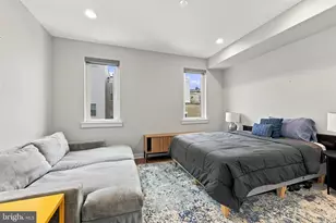 624 Pierce St, Philadelphia, PA 19148 - Photo 15