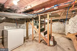 256 E Phil Ellena St, Philadelphia, PA 19119 - Photo 29