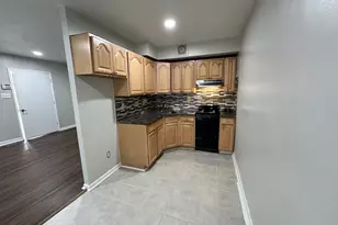 8100 Summerdale Ave, Philadelphia, PA 19152 - Photo 7