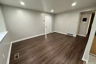 8100 Summerdale Ave, Philadelphia, PA 19152 - Photo 5