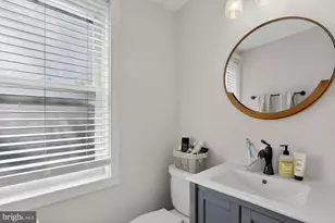 2440 E Gordon St, Philadelphia, PA 19125 - Photo 17